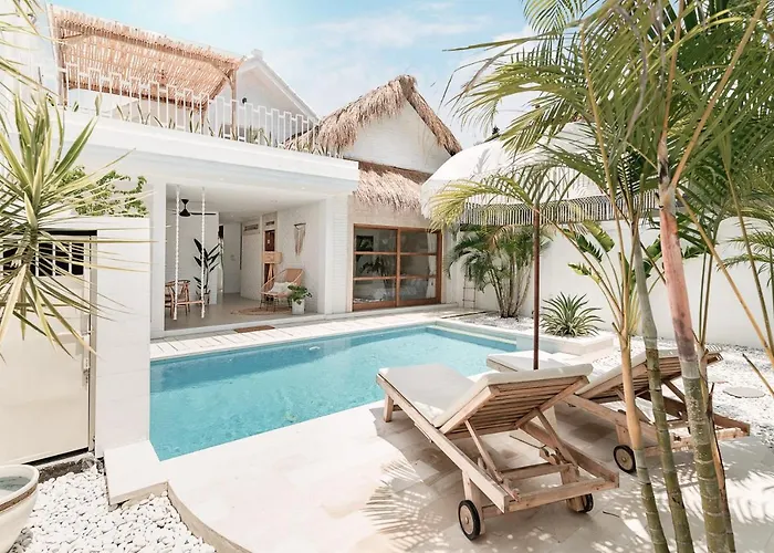 Villa Magnolia Bali, - 2 Bedroom With Pool Canggu